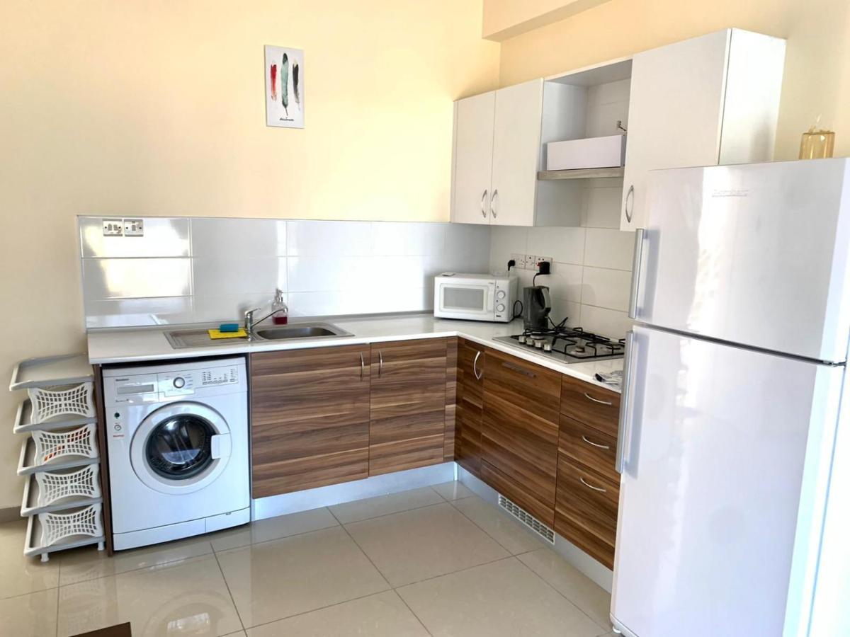 Amazing Two-Bedroom Apartment In Residence Lukomorye D1 With Private Garden Karavas  Exteriör bild